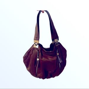 B. Makowsky handbag